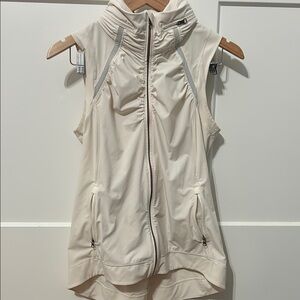 Lululemon Cream Sleeveless Jacket